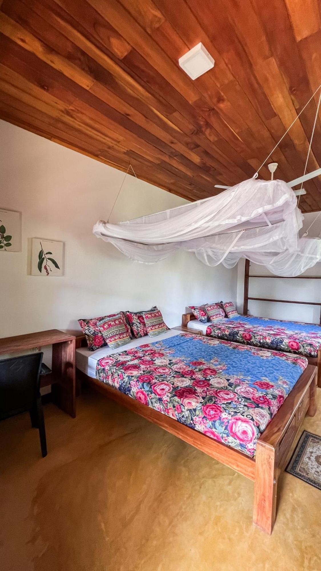 Relax Beach House Tangalle Exterior foto